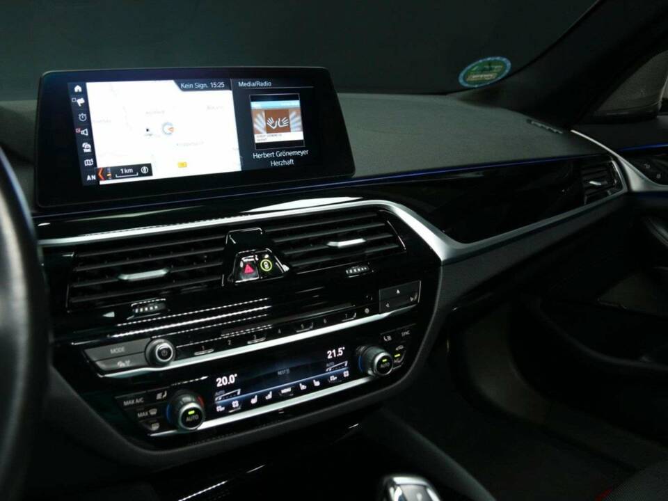 Image 22/50 of ALPINA B5 Biturbo AWD (2017)