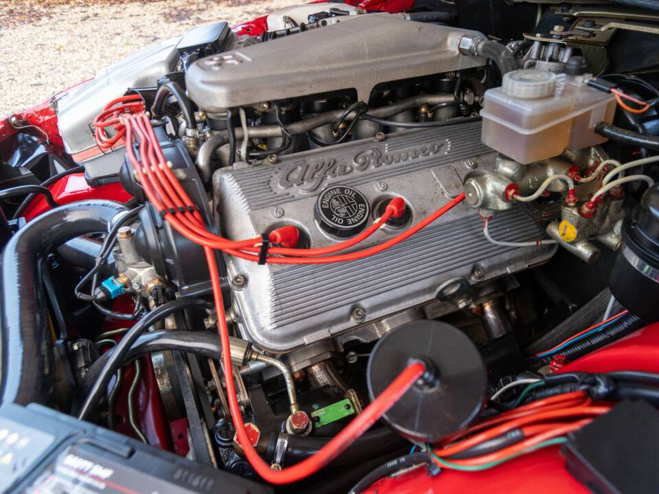 Bild 24/50 von Alfa Romeo RZ (1995)