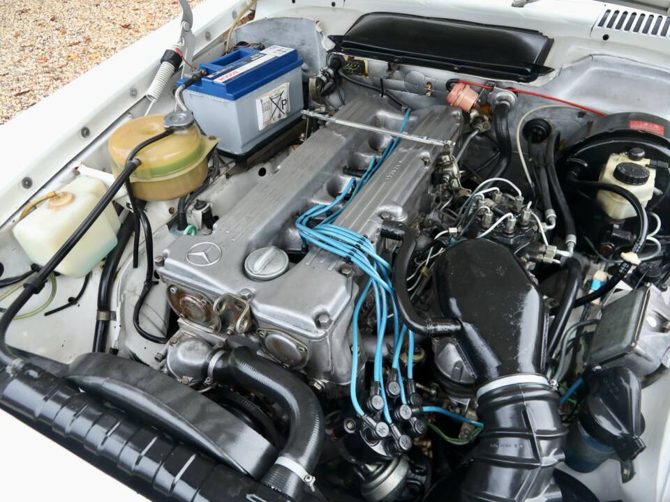 Bild 4/50 von Mercedes-Benz 280 SL (1977)