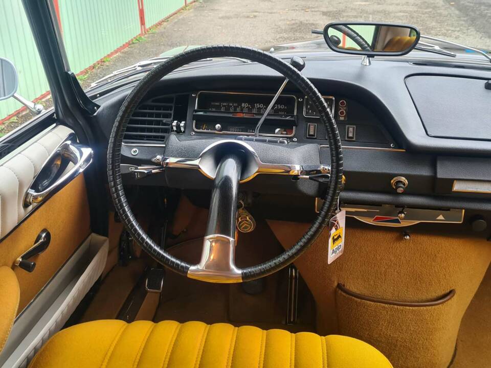 Image 6/13 de Citroën DS 21 Pallas (1969)