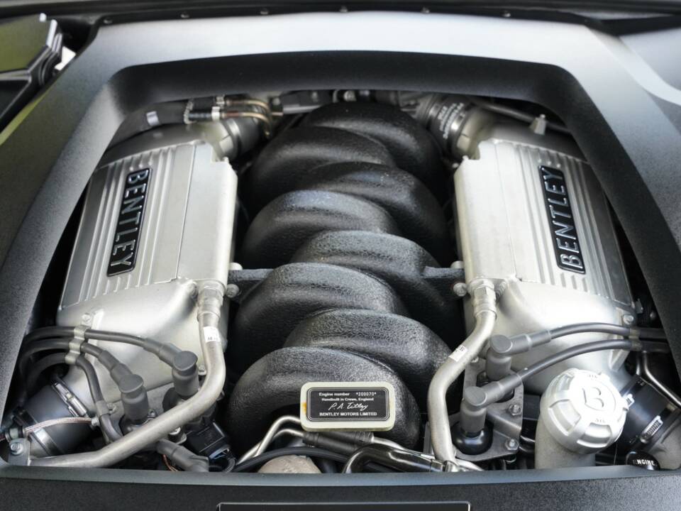 Image 23/50 of Bentley Arnage T (2007)