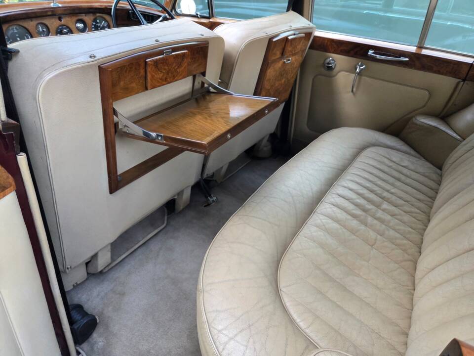 Image 28/52 of Rolls-Royce Silver Cloud II (1962)