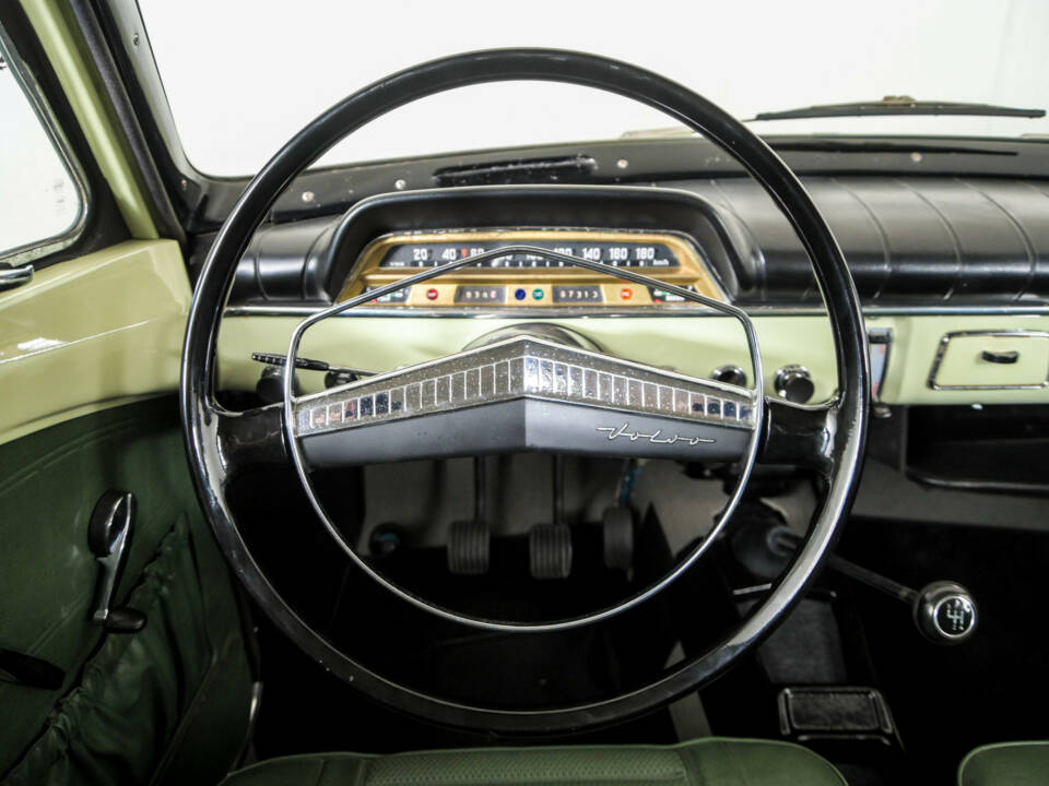 Bild 8/50 von Volvo P 121 (1967)