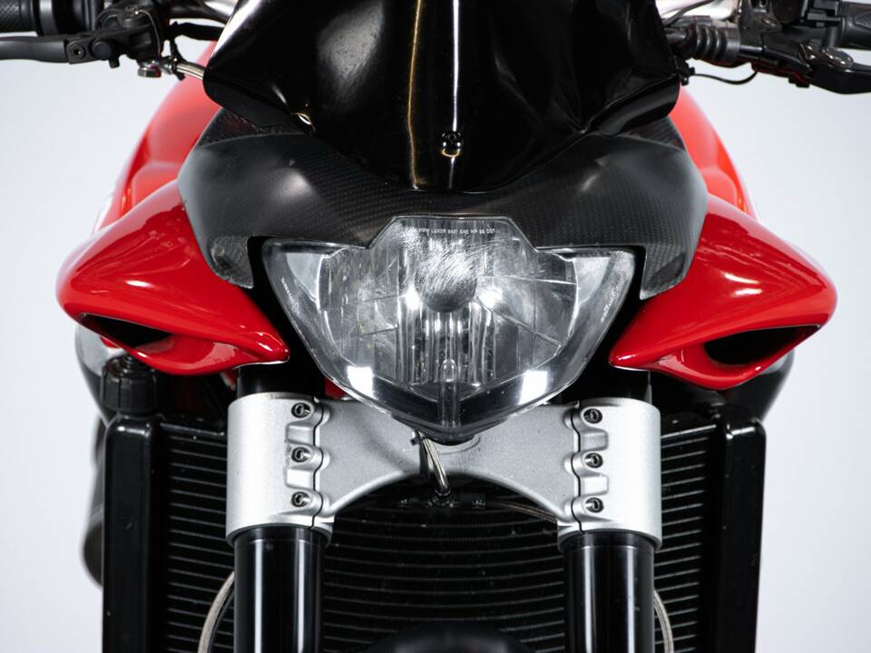 Immagine 50/50 di Cagiva DUMMY (2003)