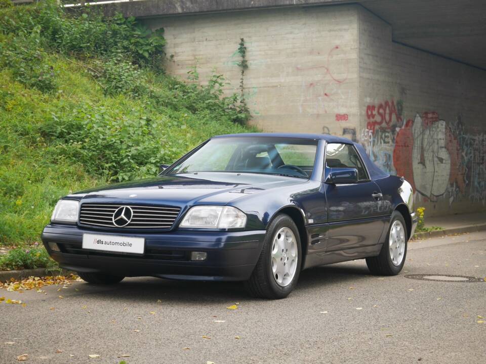 Image 18/35 de Mercedes-Benz SL 320 (1996)