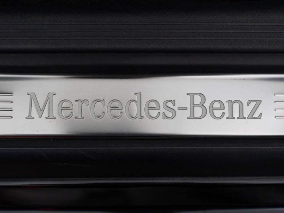 Bild 37/41 von Mercedes-Benz C 300 (2023)