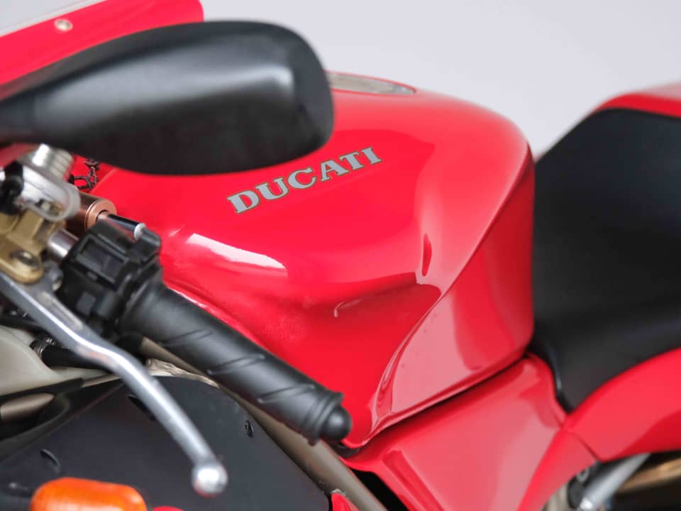 Bild 30/93 von Ducati 916 Strada (1994)