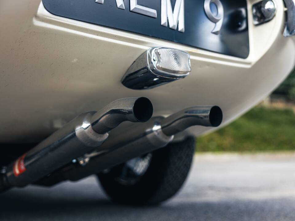 Image 25/50 de Jaguar Type E 3.8 (1963)