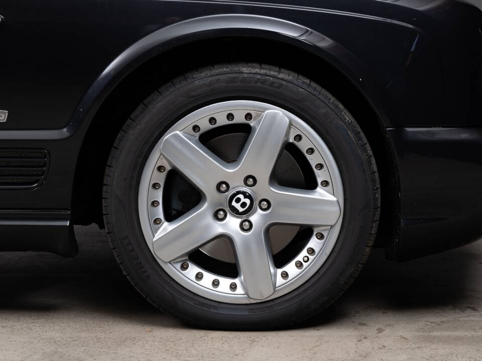 Image 12/46 of Bentley Arnage T (2004)