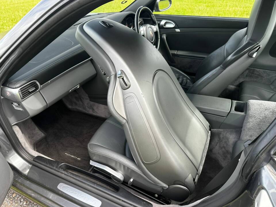Afbeelding 33/53 van Porsche 911 Carrera S (2008)