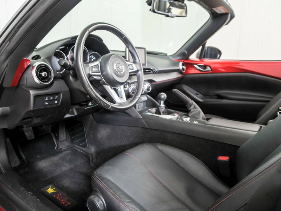 Image 11/50 of Mazda MX-5 2.0 (2018)