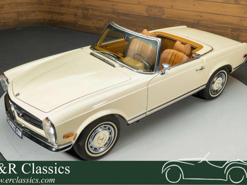 Image 1/19 of Mercedes-Benz 280 SL (1970)