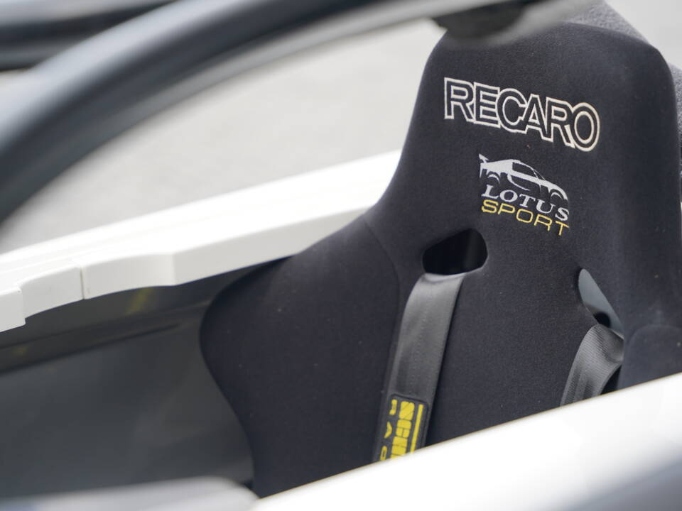Image 15/50 of Lotus 2-Eleven GT4 (2009)