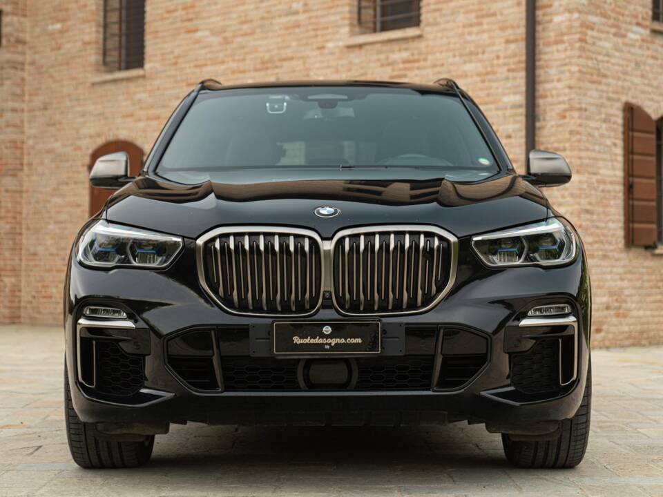 Bild 3/50 von BMW X5 M50d (2019)