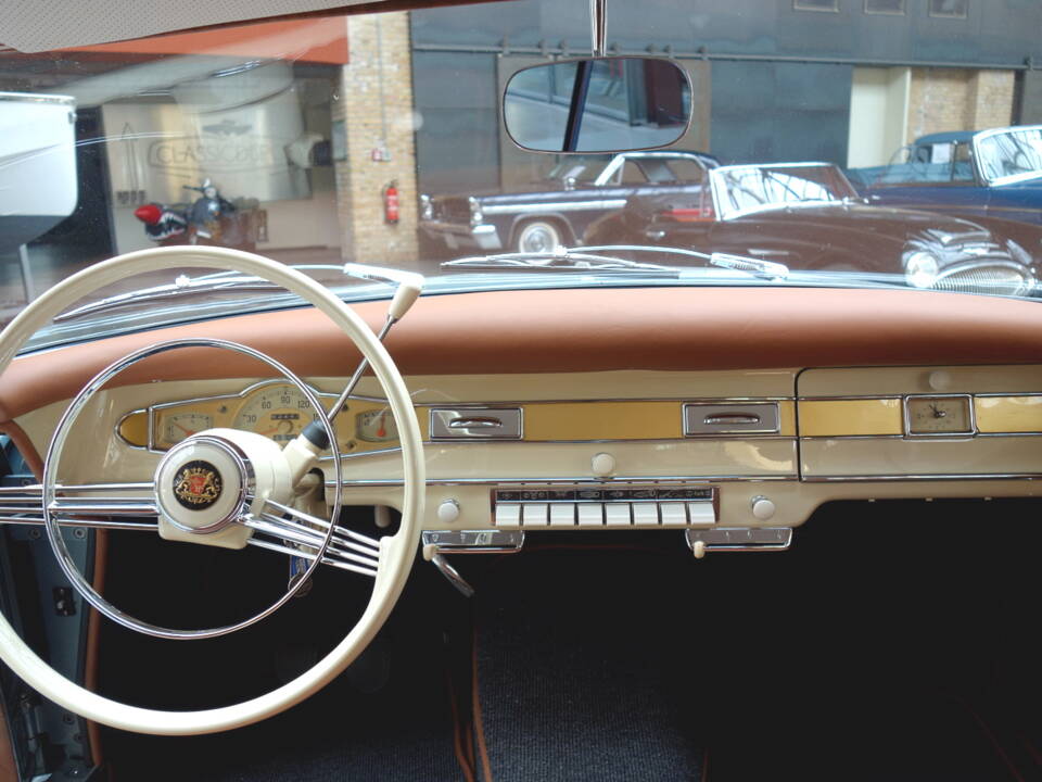Image 20/42 of Borgward Isabella Coupe (1961)