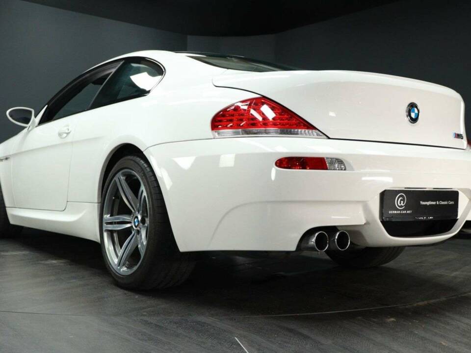 Afbeelding 35/50 van BMW M6 (2006)