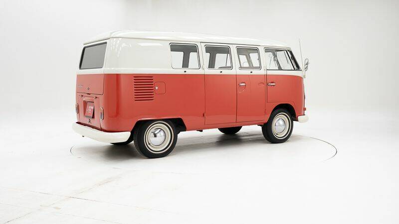 Immagine 2/15 di Volkswagen T1 Kombi (1966)