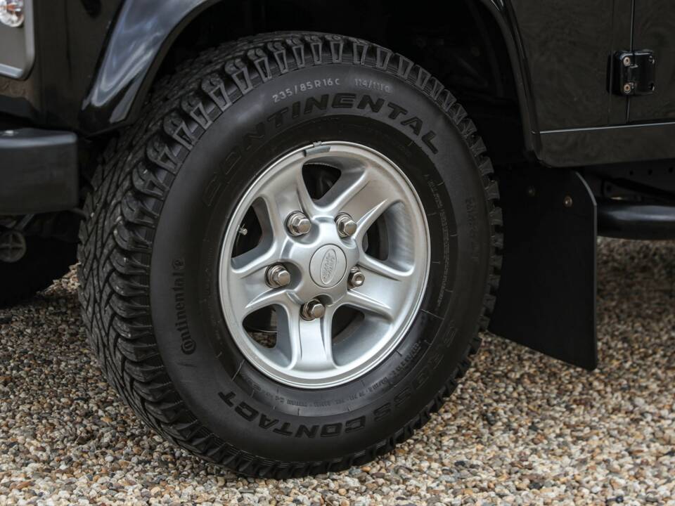 Bild 18/50 von Land Rover Defender 90 (2013)