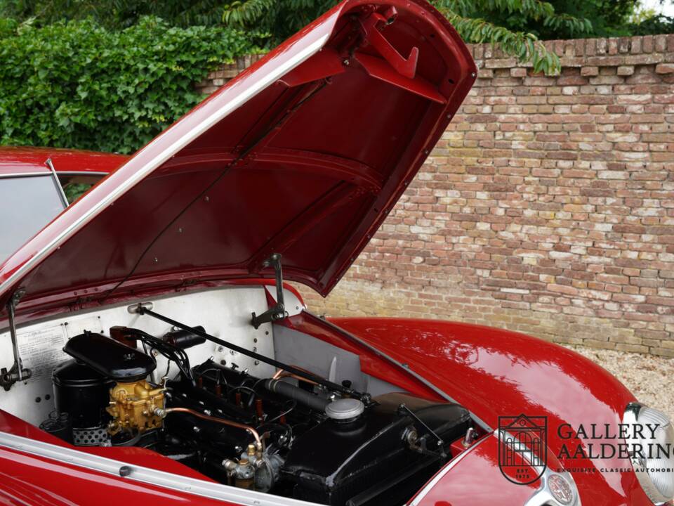 Image 31/50 de Alfa Romeo 6C 2500 Freccia d`Oro Sport (1947)