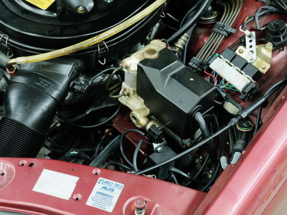 Bild 18/50 von Mercedes-Benz 260 SE (1990)
