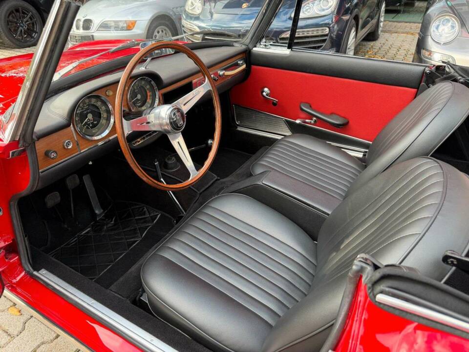 Image 11/34 of FIAT 1500 S (1961)