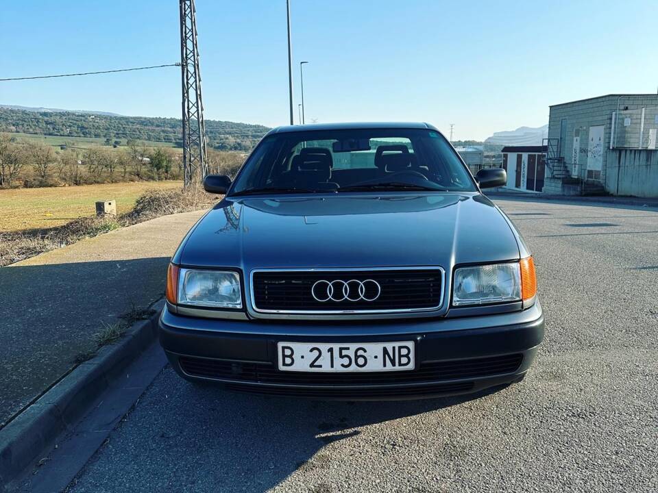 Imagen 1/7 de Audi 100 - 2.3E (1991)