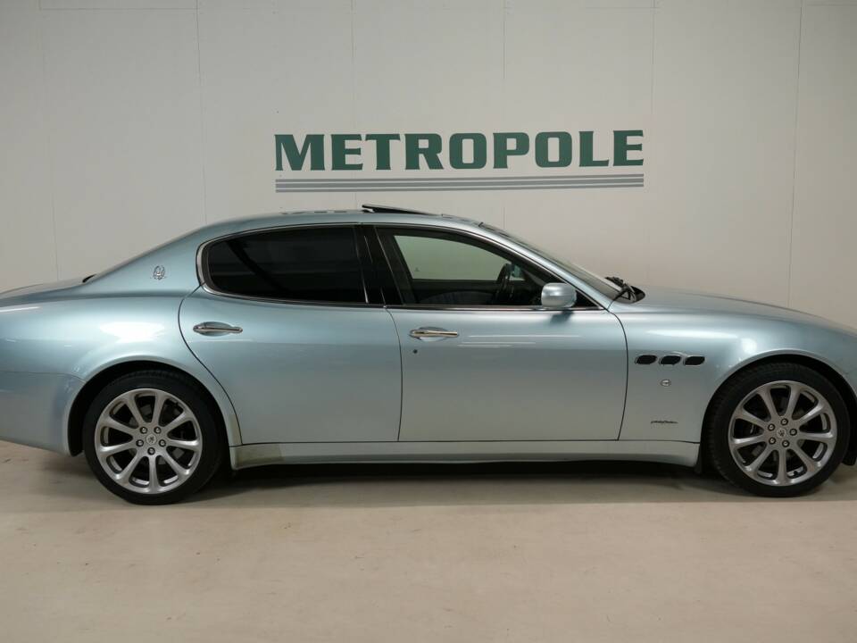 Bild 2/38 von Maserati Quattroporte 4.2 (2005)