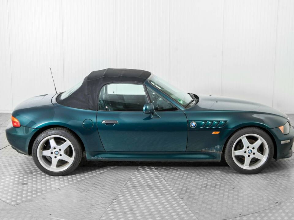 Image 43/48 of BMW Z3 2.8 (1998)