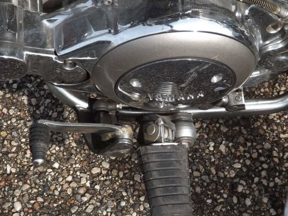 Immagine 46/49 di Yamaha DUMMY (1995)