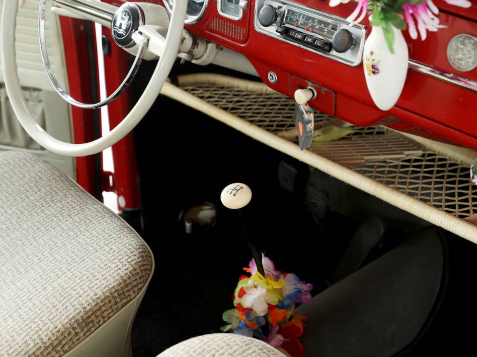 Immagine 29/50 di Volkswagen Beetle 1200 Export &quot;Dickholmer&quot; (1963)