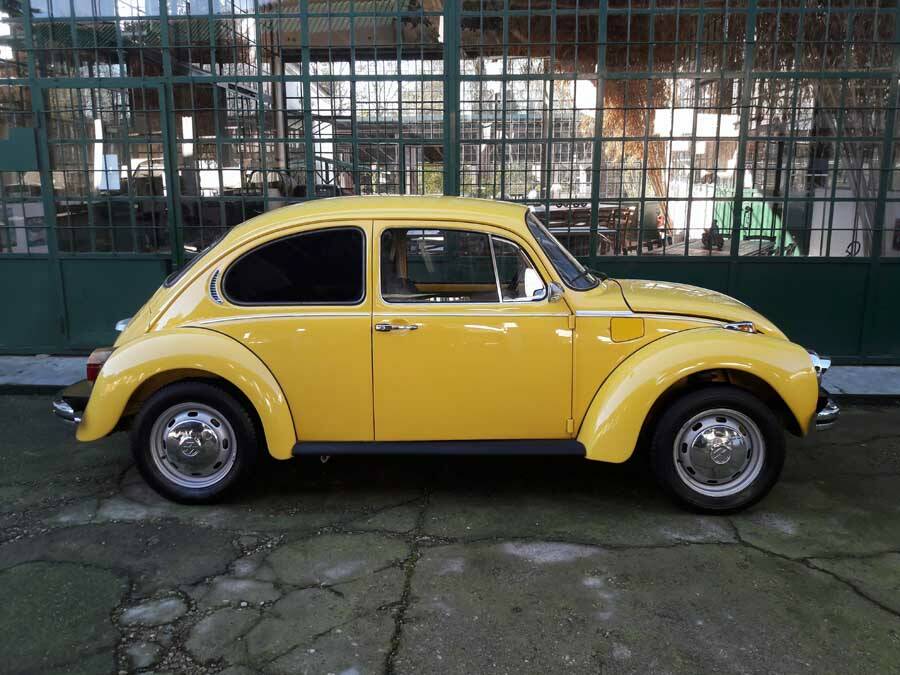 Image 2/20 of Volkswagen Beetle 1303 (1972)