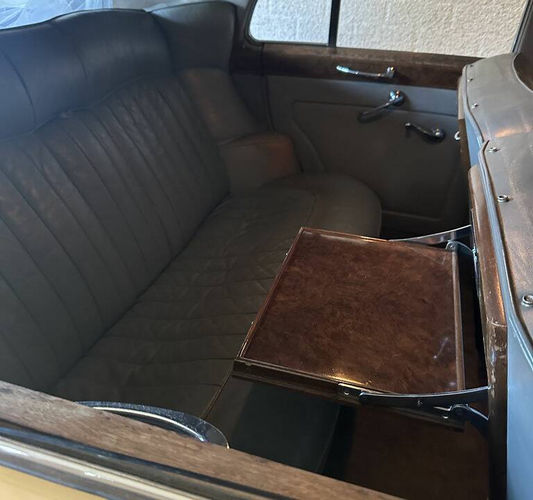 Bild 8/8 von Rolls-Royce Silver Cloud I (1957)