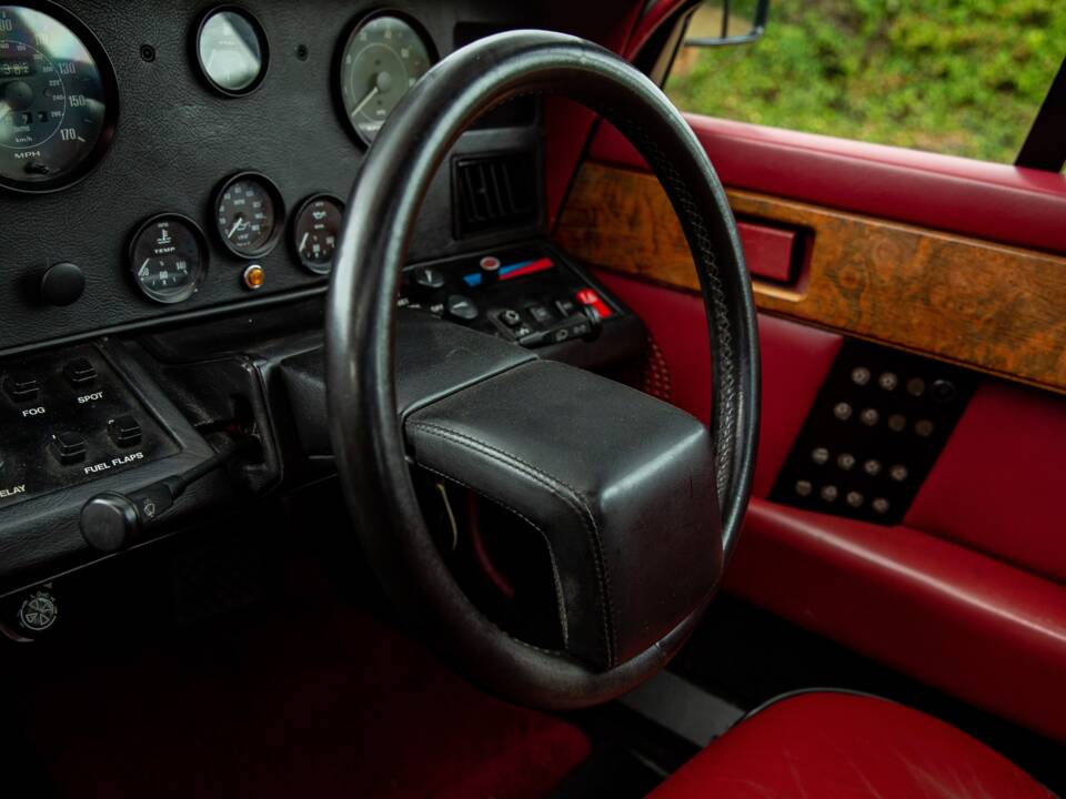 Image 29/43 of Aston Martin Lagonda (1979)
