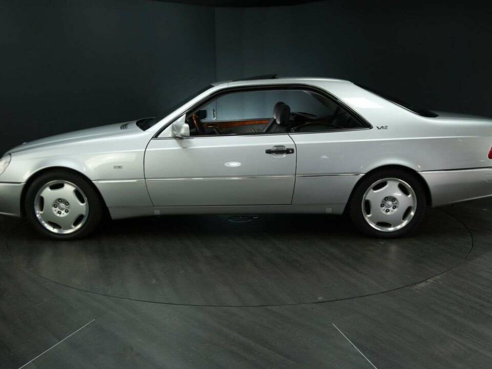 Bild 4/30 von Mercedes-Benz CL 600 (1997)
