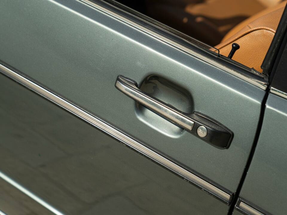 Image 17/50 of Volkswagen Golf I Cabrio GLi 1.8 (1983)