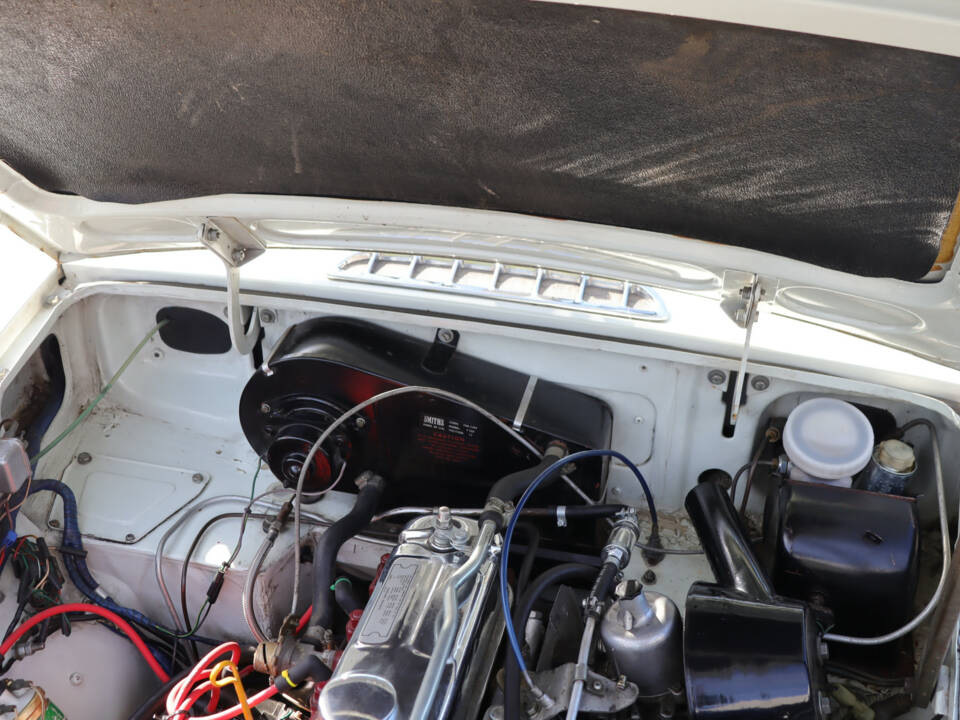 Bild 25/50 von MG MGB (1972)