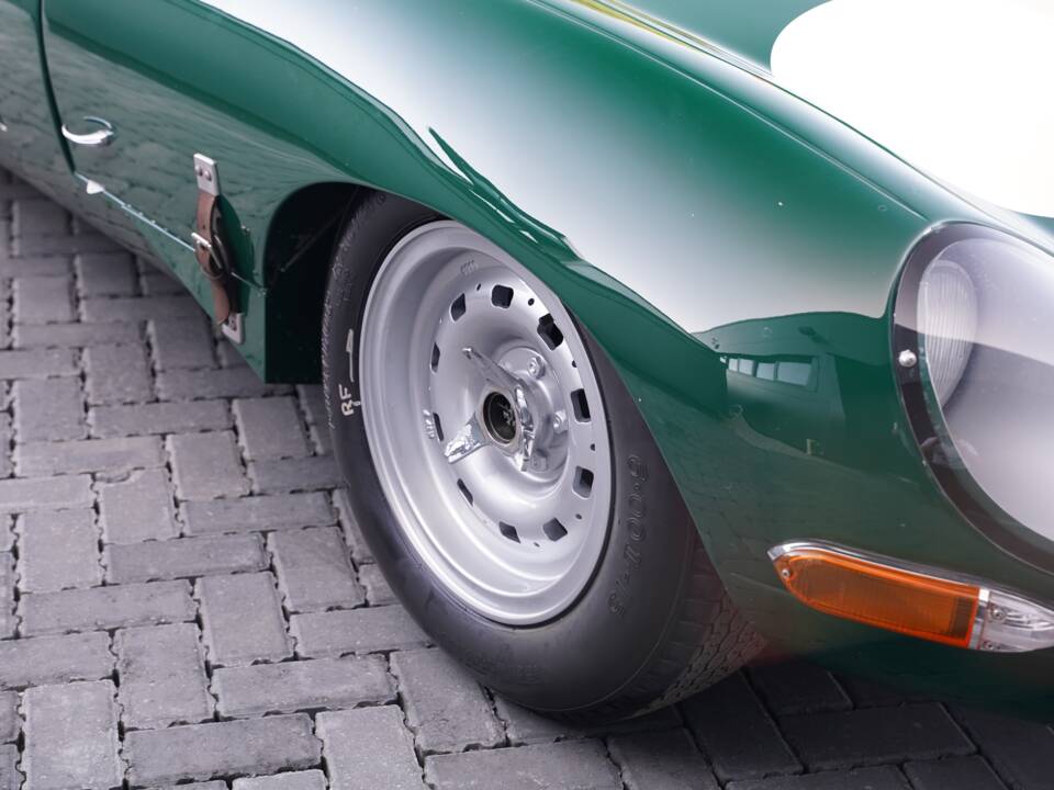 Obraz 23/50 pojazdu Jaguar E-Type "Semi-Lightweight" (1963)
