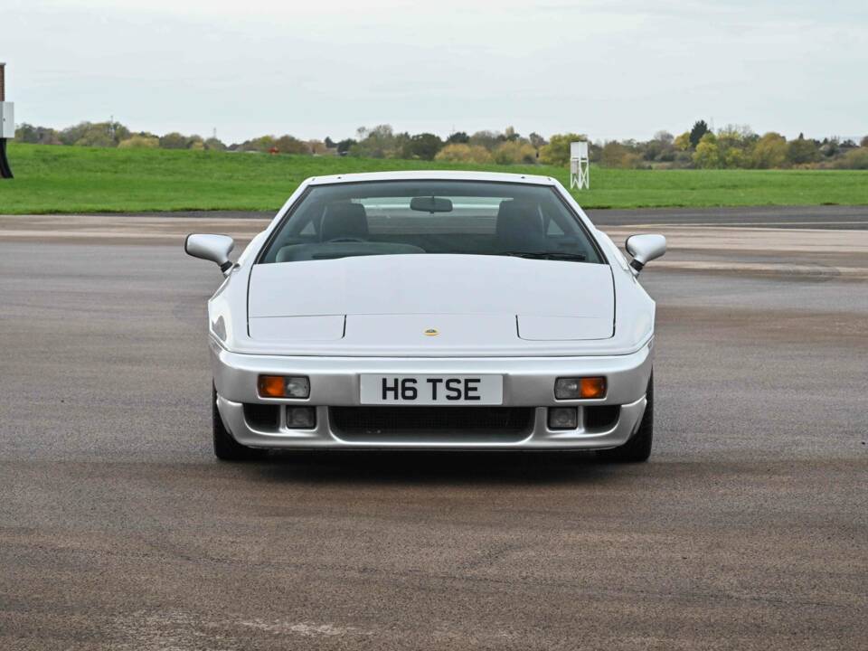 Image 8/50 of Lotus Esprit SE (1990)