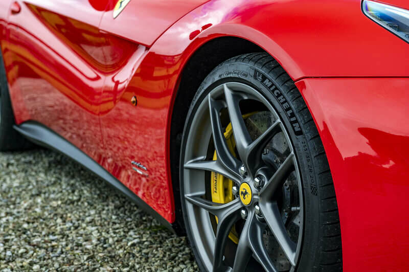 Bild 18/50 von Ferrari F12berlinetta (2013)