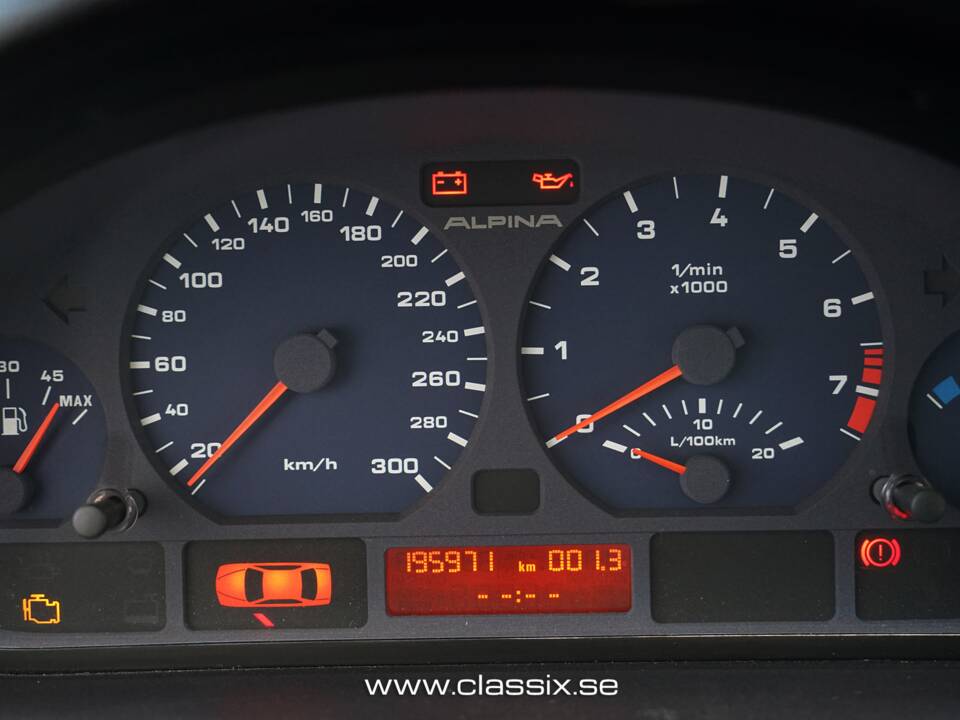 Image 22/30 of ALPINA B3 S (2003)