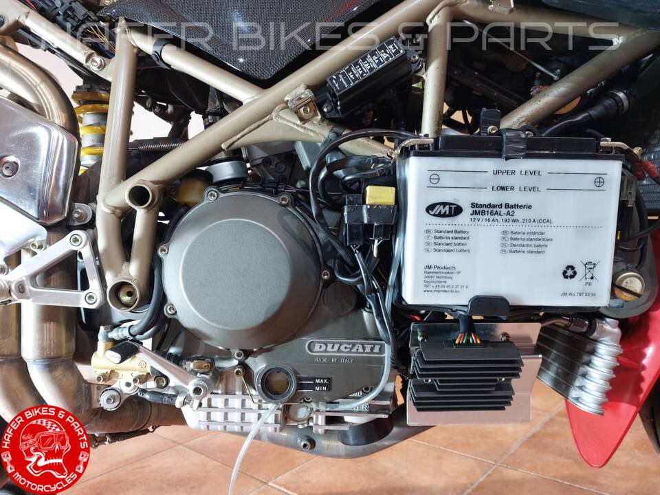 Imagen 35/35 de Ducati DUMMY (1996)