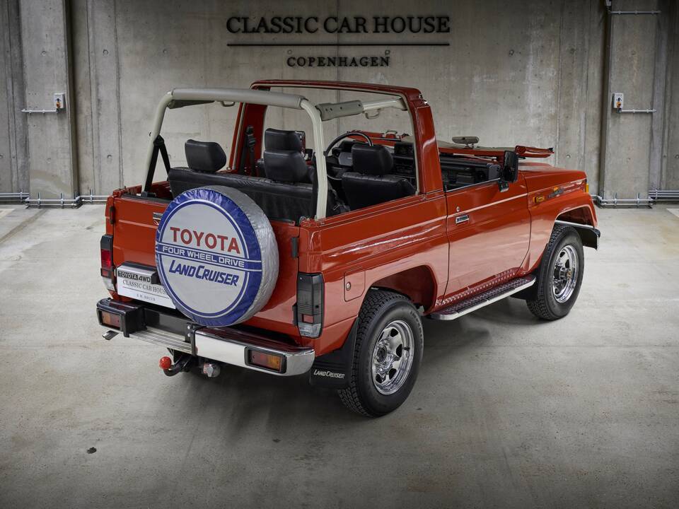 Afbeelding 16/100 van Toyota Land Cruiser LJ77 (1991)