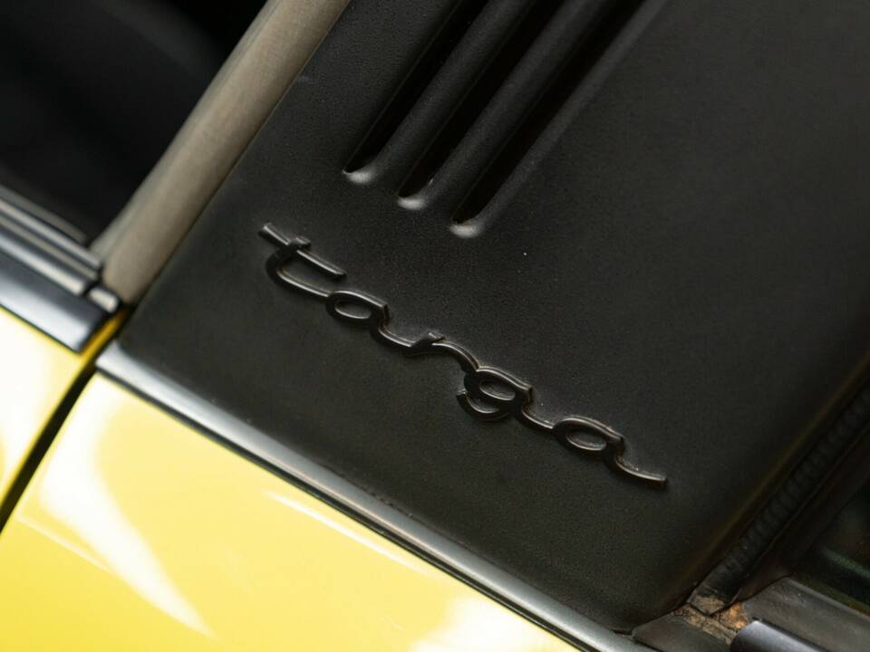 Image 24/50 of Porsche 911 Carrera 2.7 (1975)