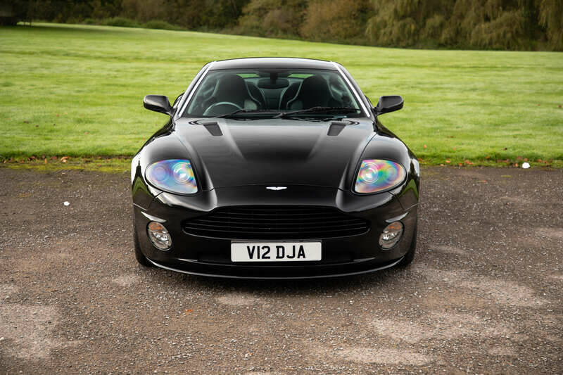 Imagen 7/50 de Aston Martin V12 Vanquish S (2005)