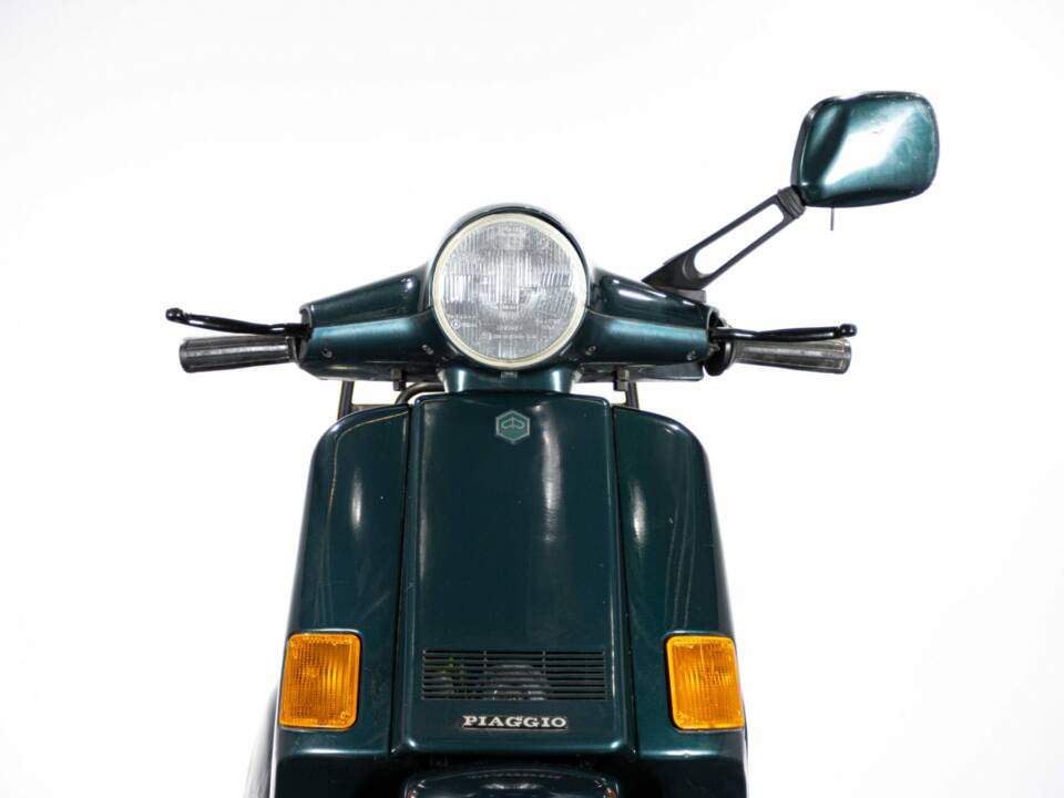 Bild 25/50 von Piaggio Vespa Cosa 150 (1990)