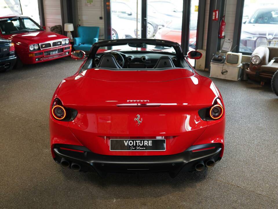 Imagen 40/50 de Ferrari Portofino M (2022)