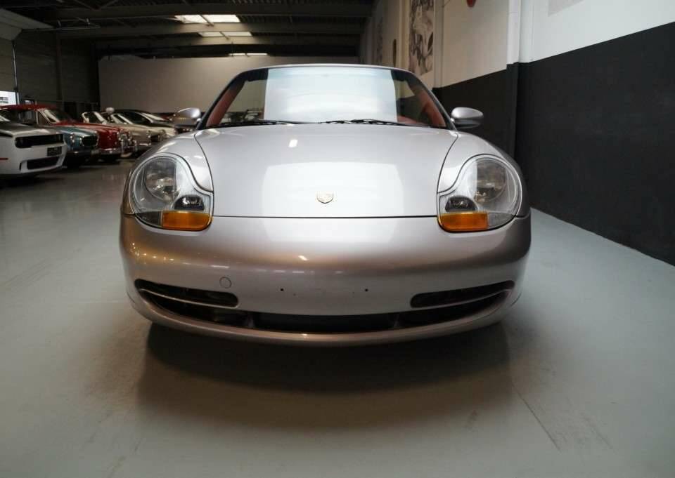 Bild 27/50 von Porsche 911 Carrera 4 (2001)