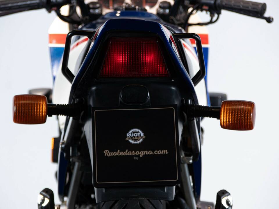 Bild 34/50 von Honda DUMMY (1983)