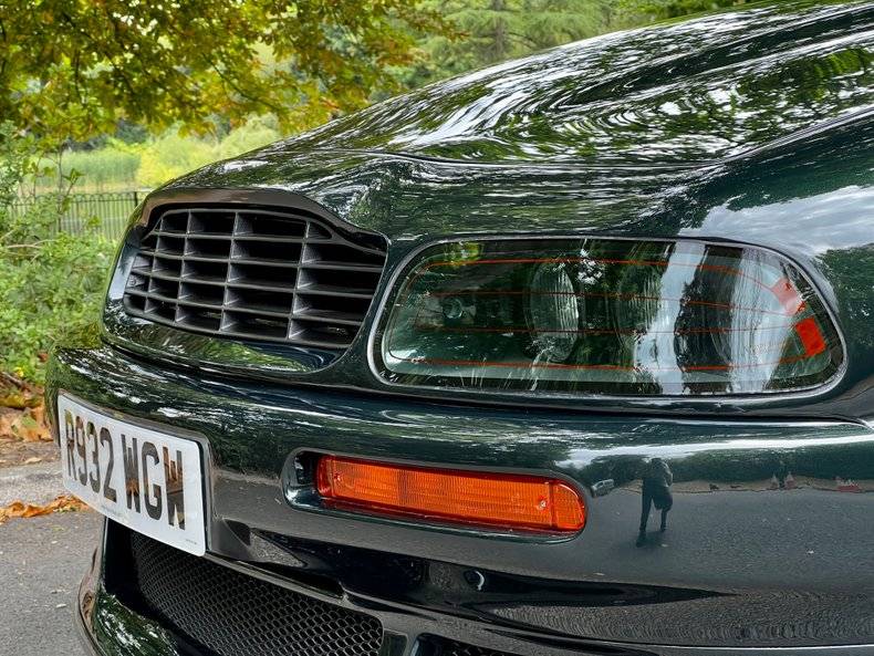 Afbeelding 30/49 van Aston Martin V8 Vantage V550 (1998)
