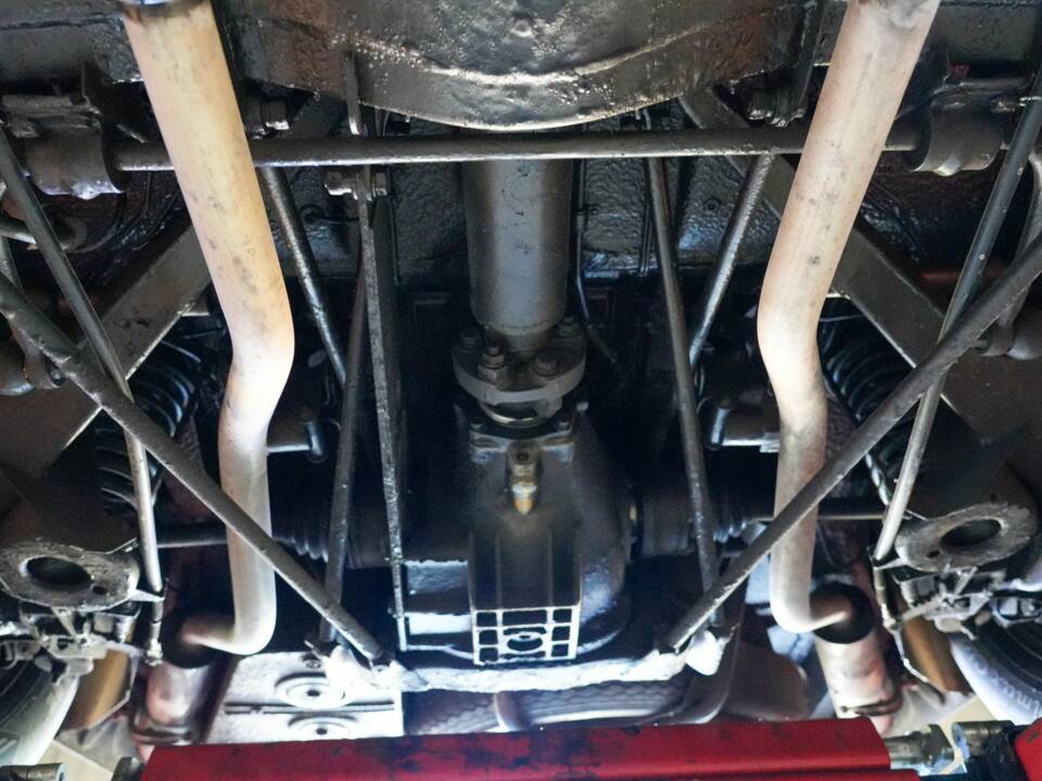 Image 37/48 of Rolls-Royce Silver Spirit (1983)